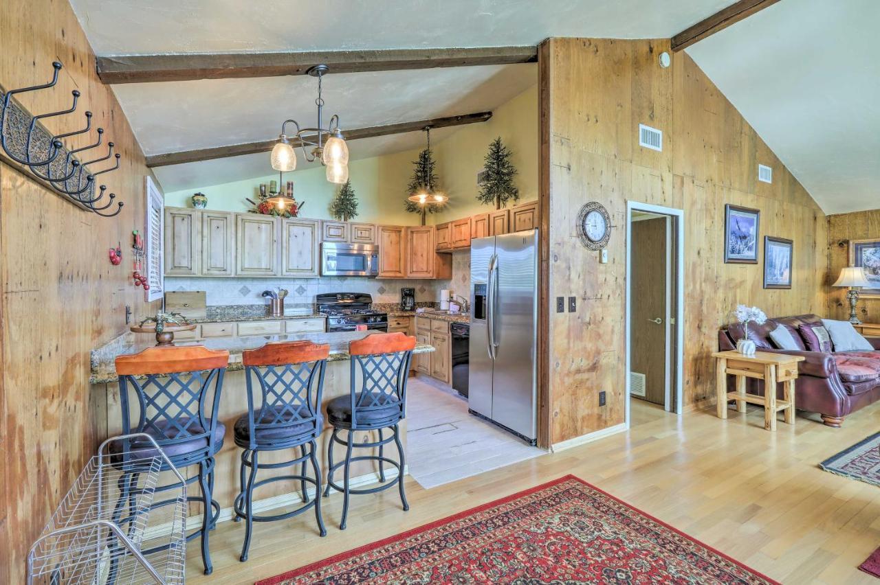 Flagstaff Townhome - Walk To Country Club And Pools! 외부 사진