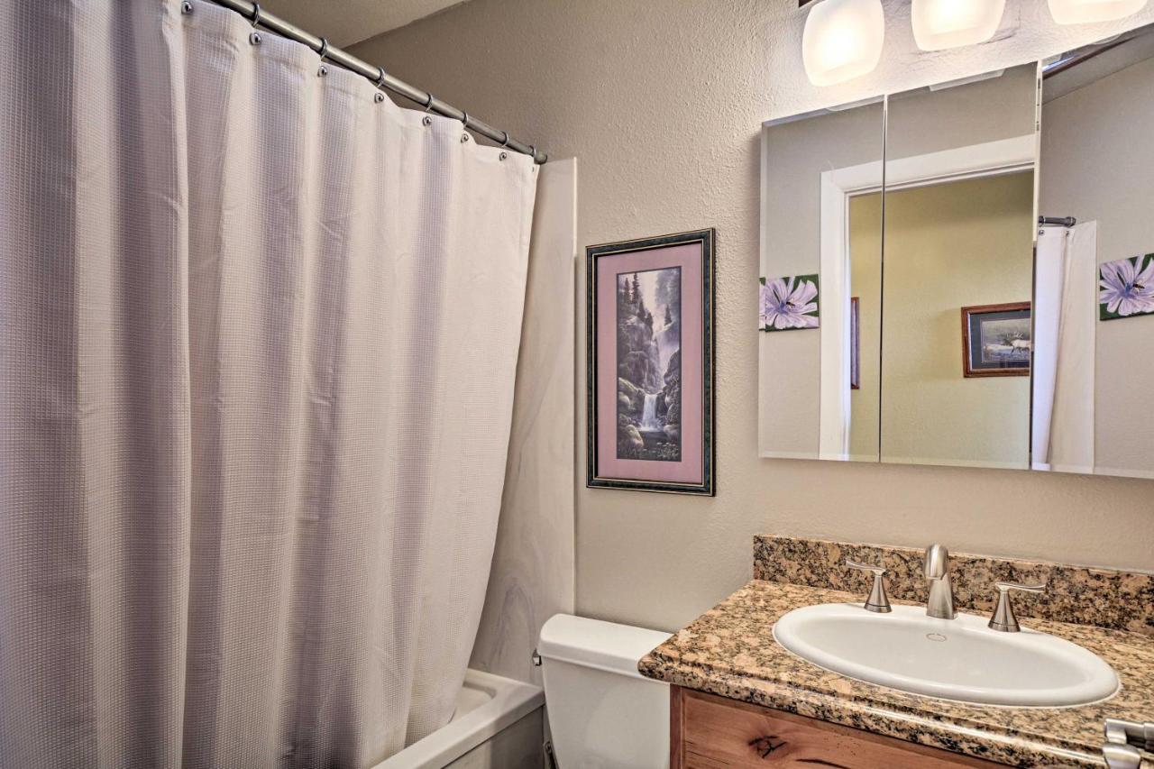 Flagstaff Townhome - Walk To Country Club And Pools! 외부 사진